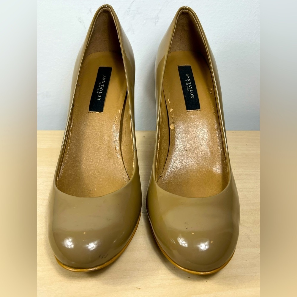 ANN TAYLOR Patent Leather Heels
